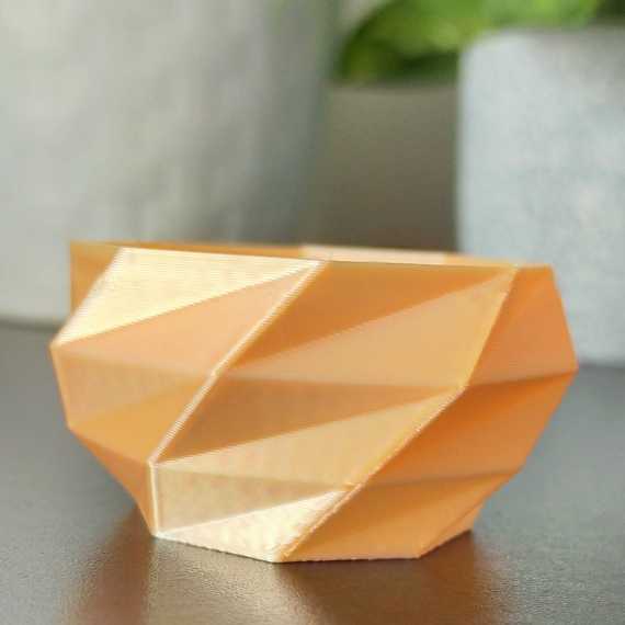 Polygon Plant Pot sur cache-pot.fr