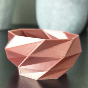 Übertopf Polygon sur cache-pot.fr