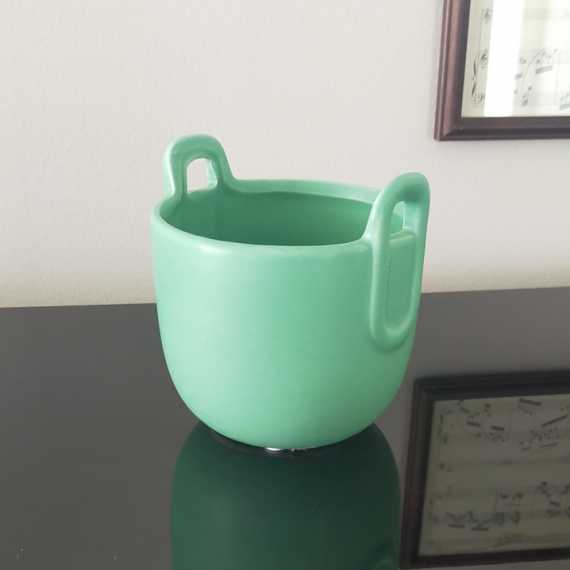 Plant pot Loopi sur cache-pot.fr