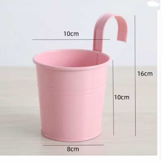 Small Hanging Planter sur cache-pot.fr