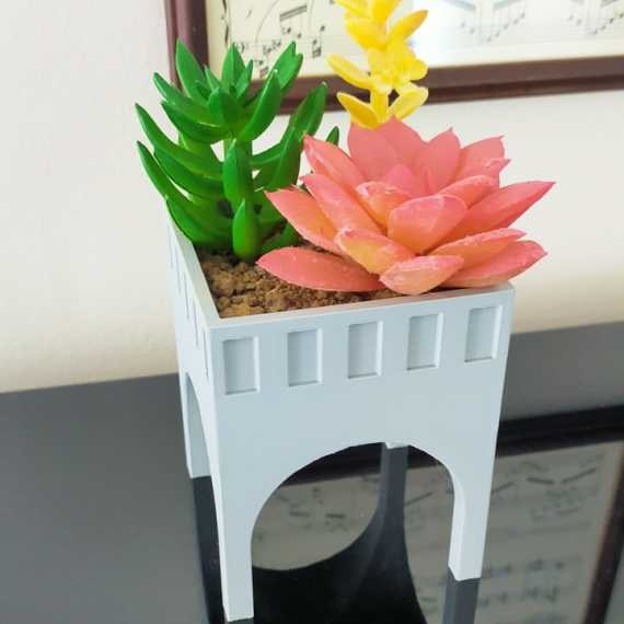 Pot Aqueduc sur cache-pot.fr