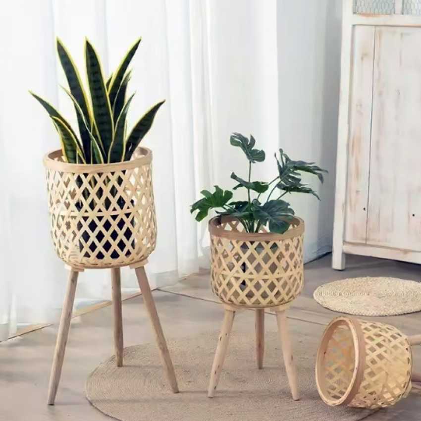 Nordic Plant Pot on Stand sur cache-pot.fr