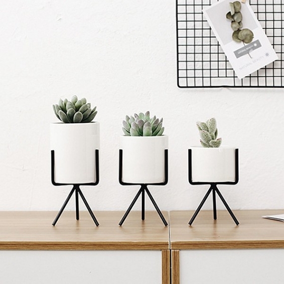 3 stand pots - 1 3 stand pots - 1